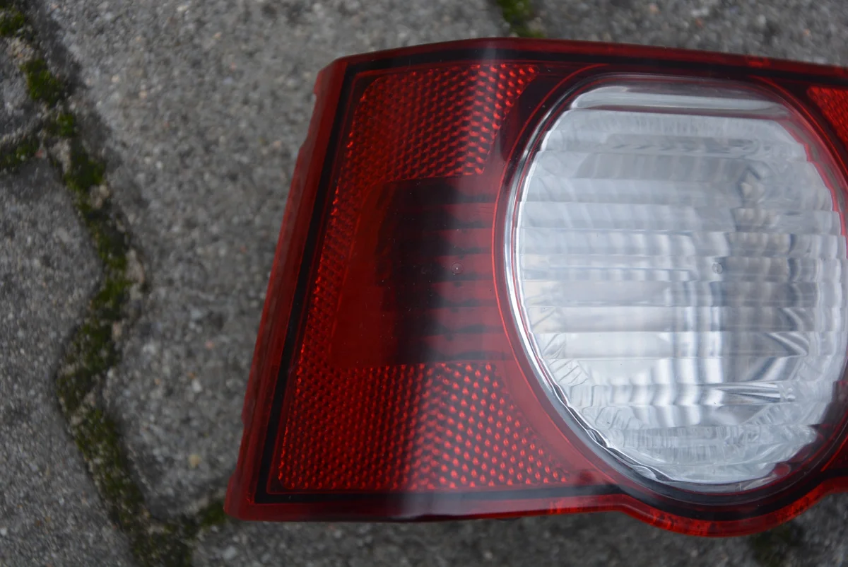 Lanterna Traseira Citroen C3 Picasso Usada image 3