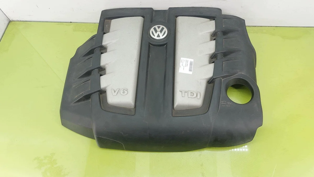 Copertura motore VW Touareg 3.0 V6 TDI Usata