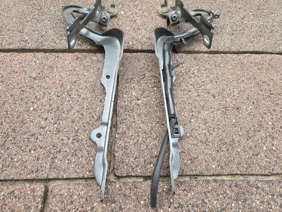 Peugeot 208 I Hood Hinges Set Used