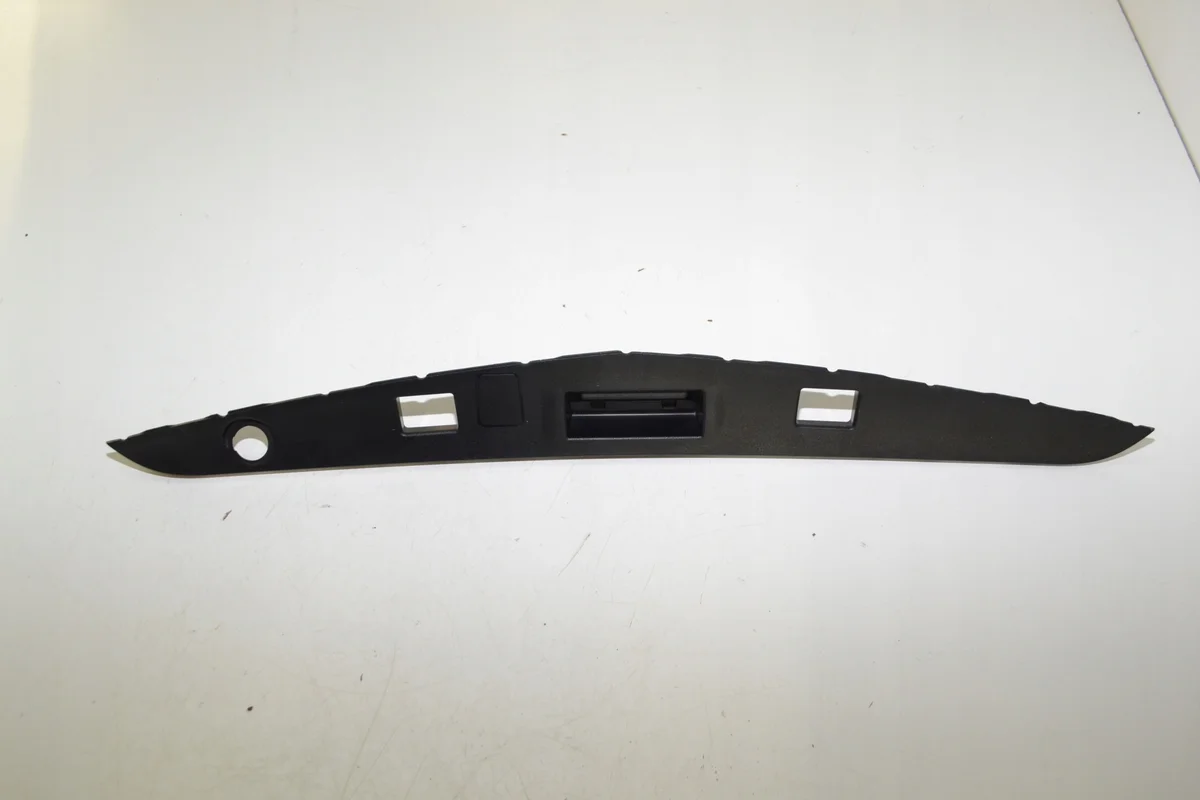 MERCEDES Classe E W207 Bagage arrière A2077500393