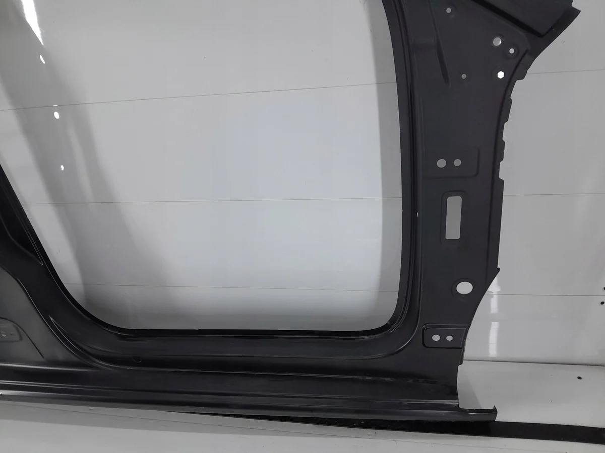 Volkswagen Up! Wiel Panel Prawy Próg image 5