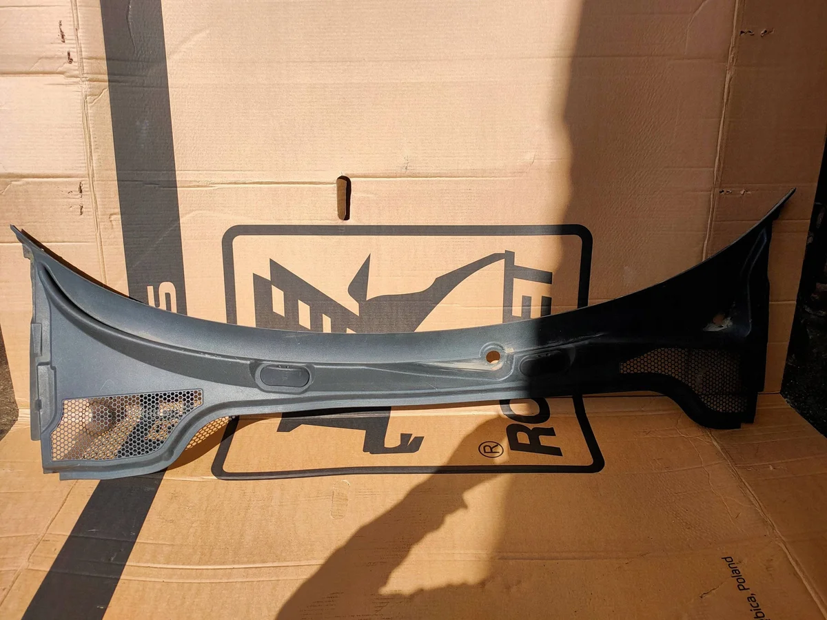 Täckpanel Audi A3 S3 8P 8P1819415B