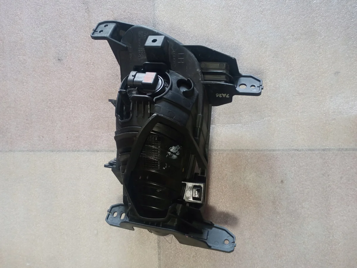Opel Mokka X mistlamp links gebruikt image 4