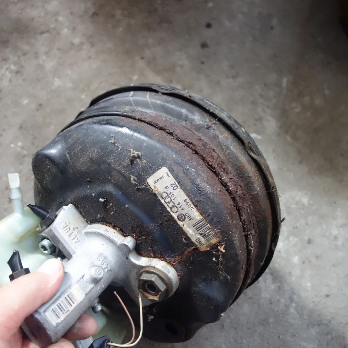 Pompe servo frein VW Passat B5 LIFT 3B0614105B image 4