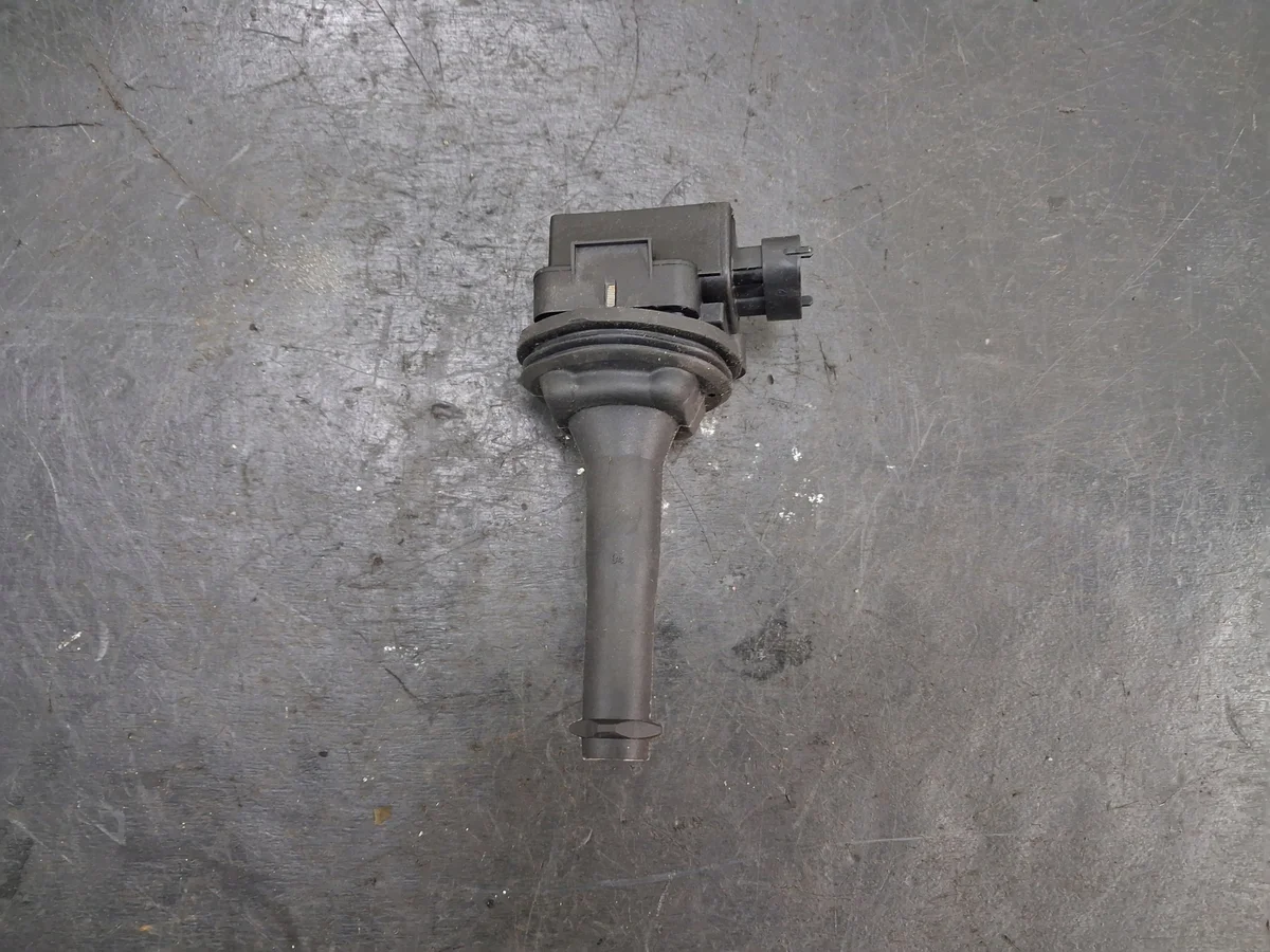 Bobine Volvo S80 2.0 Turbo NGK U5033 image 3