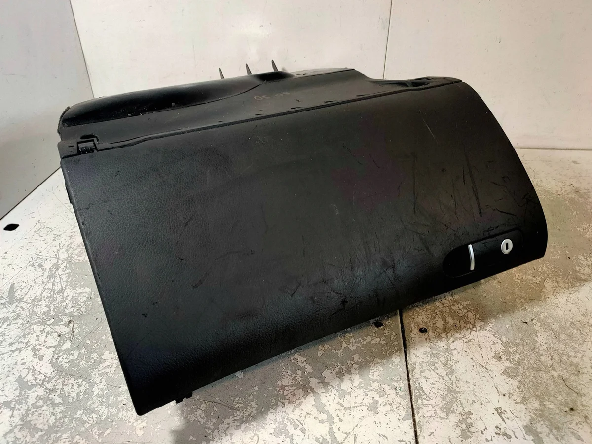 Vano portaoggetti Audi A4 B6 nero