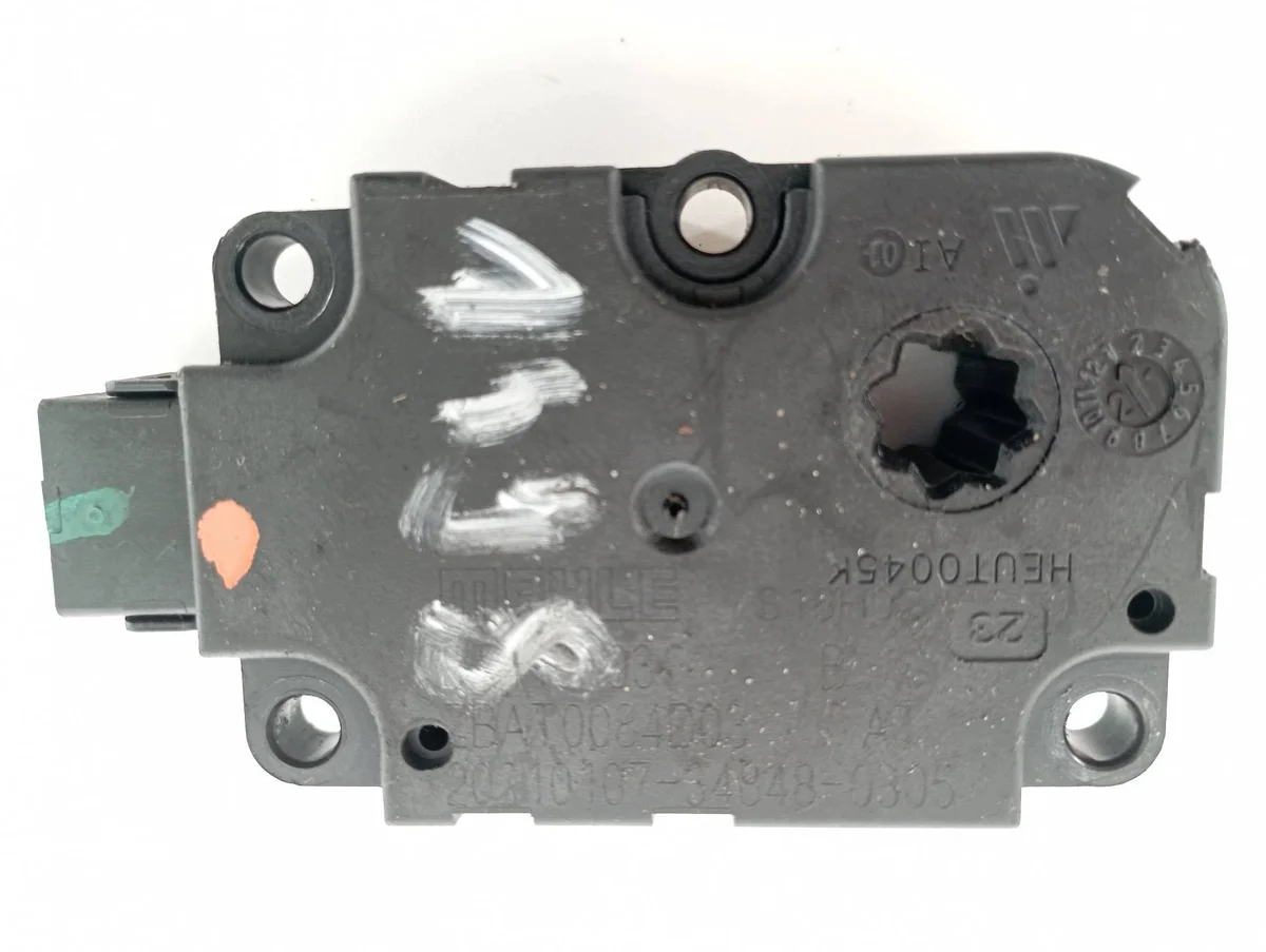 Motor do aquecedor Audi A6 C8 ET416003 image 3