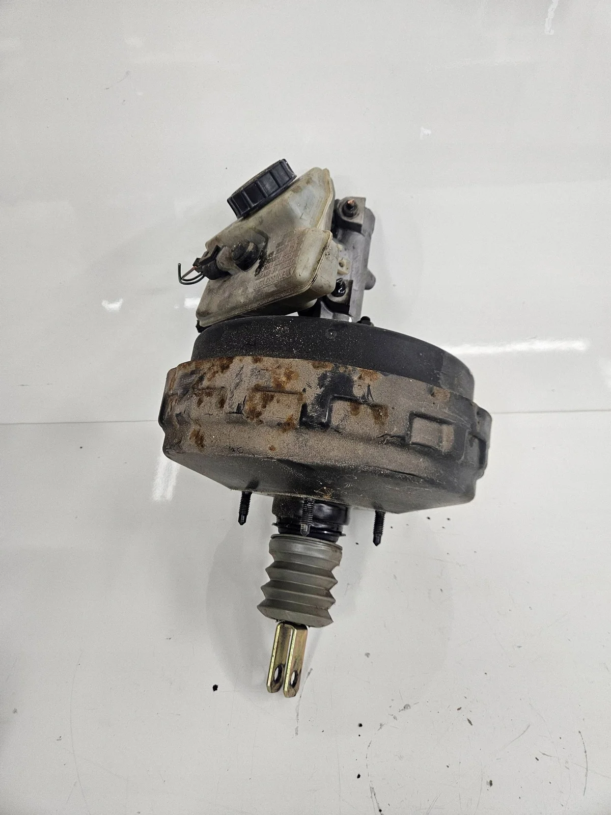 1996 VW Transporter T4 Brake Booster 7L0612101