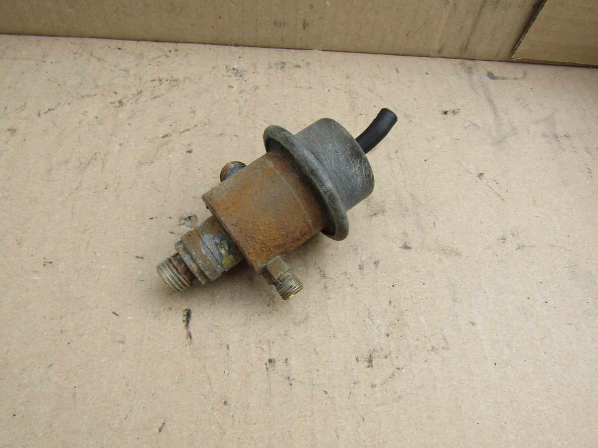 Valvola Carburante Mercedes W124 W201 W126