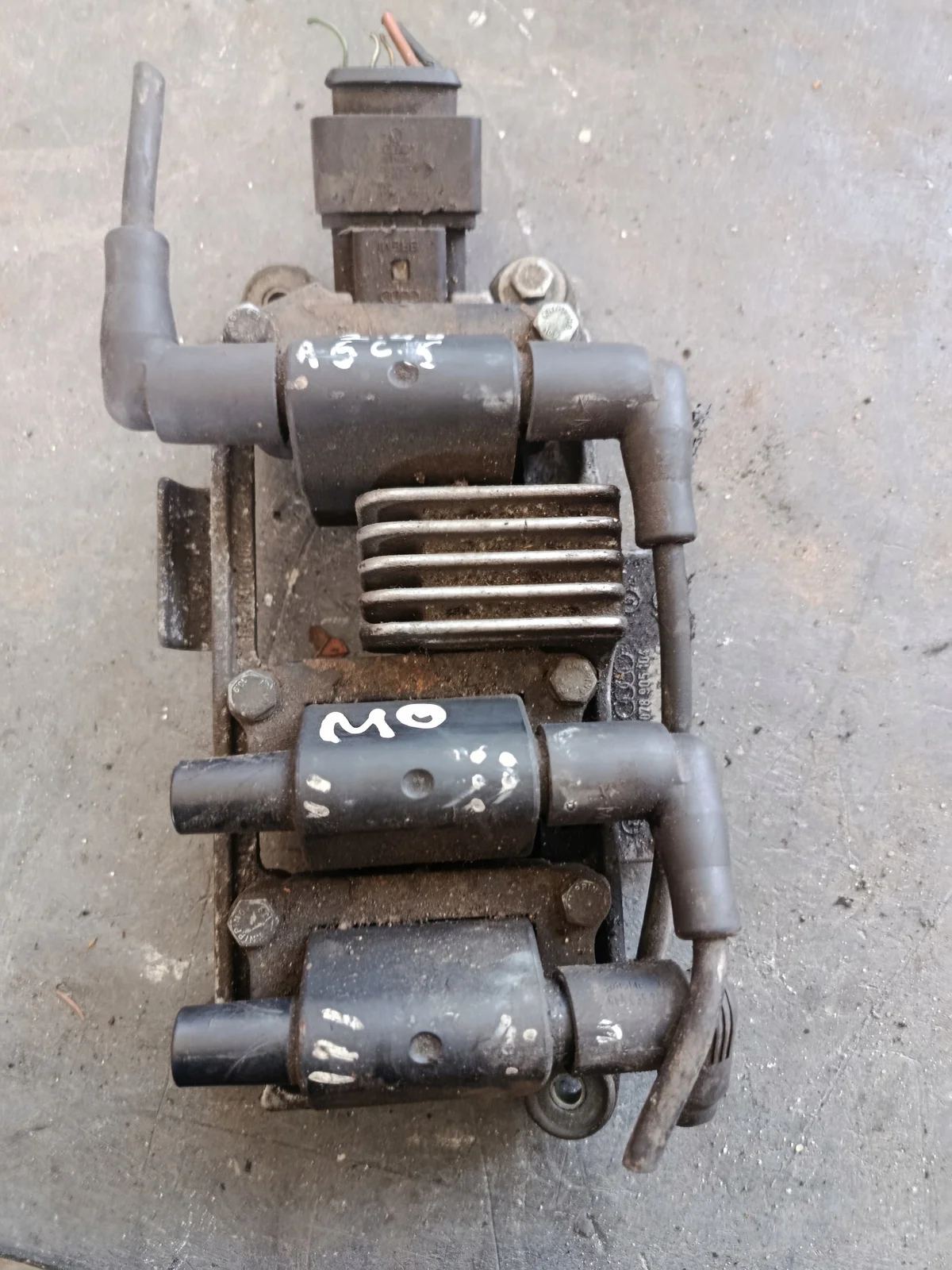 Bobina de encendido Audi A6 C5 2.4 V6 Usada