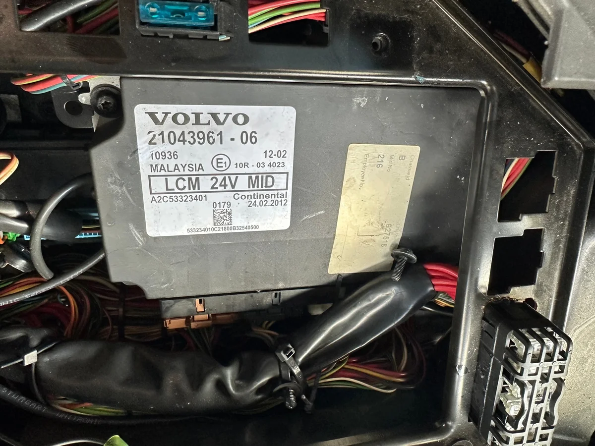 Lichtmodul LCM Volvo FH FM 21043961