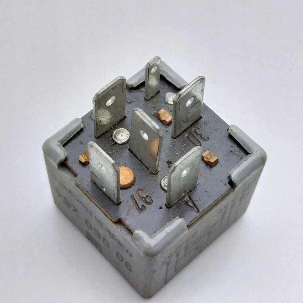 Relè Opel Corsa B OEM DRC127769 image 4