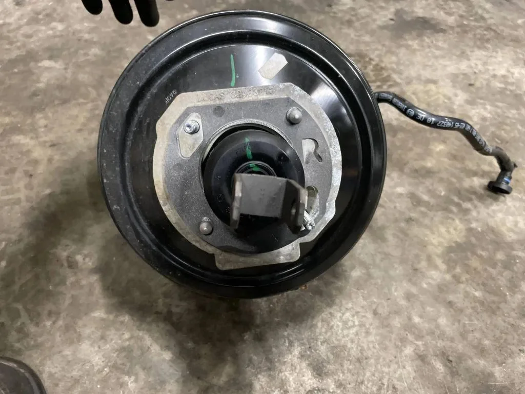 BMW X3 F25 Servo Rem, OEM 6871456 image 4