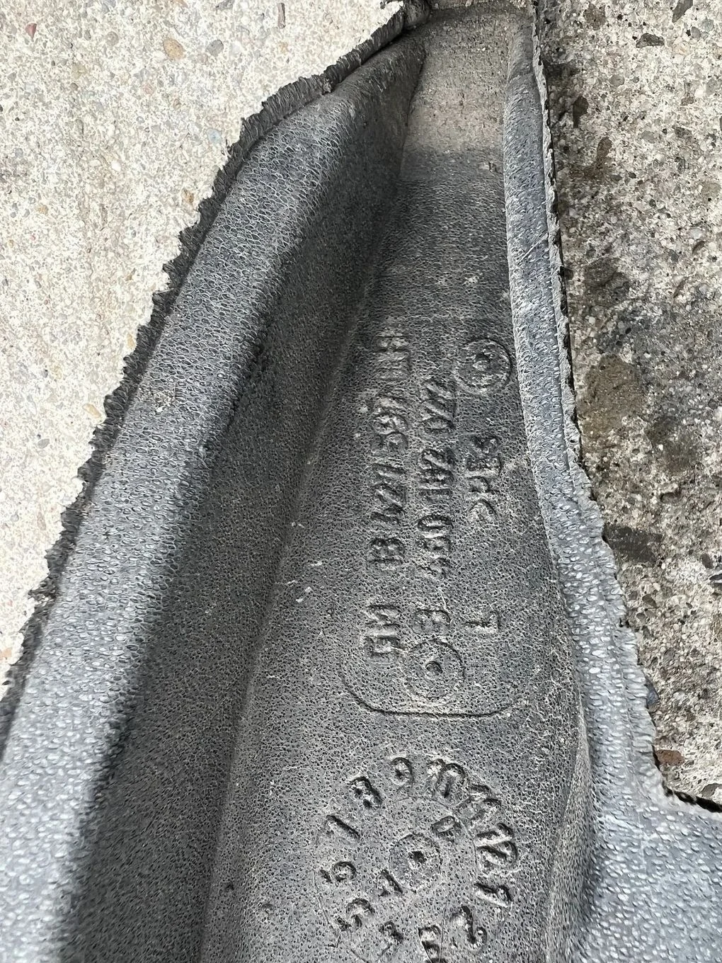 Opel Corsa E 13427597 Isolamento Para-lama