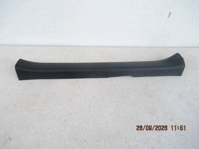 Tröskelpanel höger Toyota Auris 150 OE