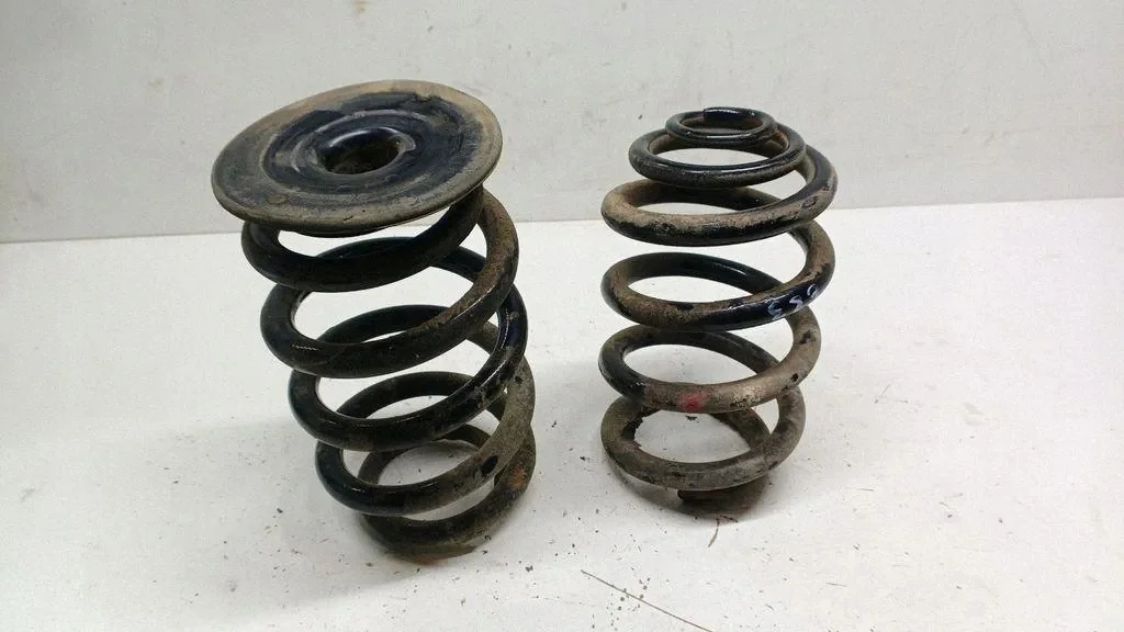 Ressort arrière BMW X3 E83 2005 OEM 627968 image 3