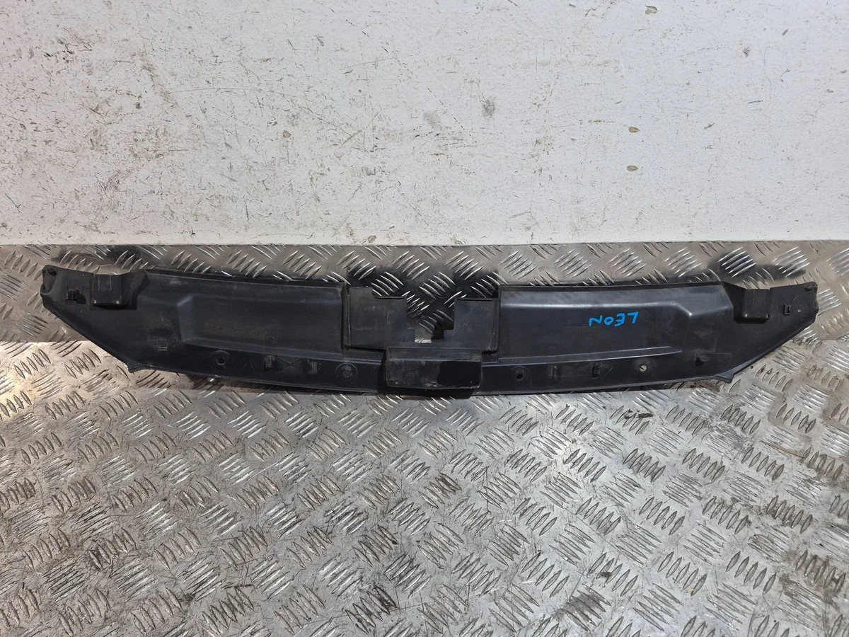 Couvre-joint avant SEAT LEON III 5F 2.0 TDI image 4
