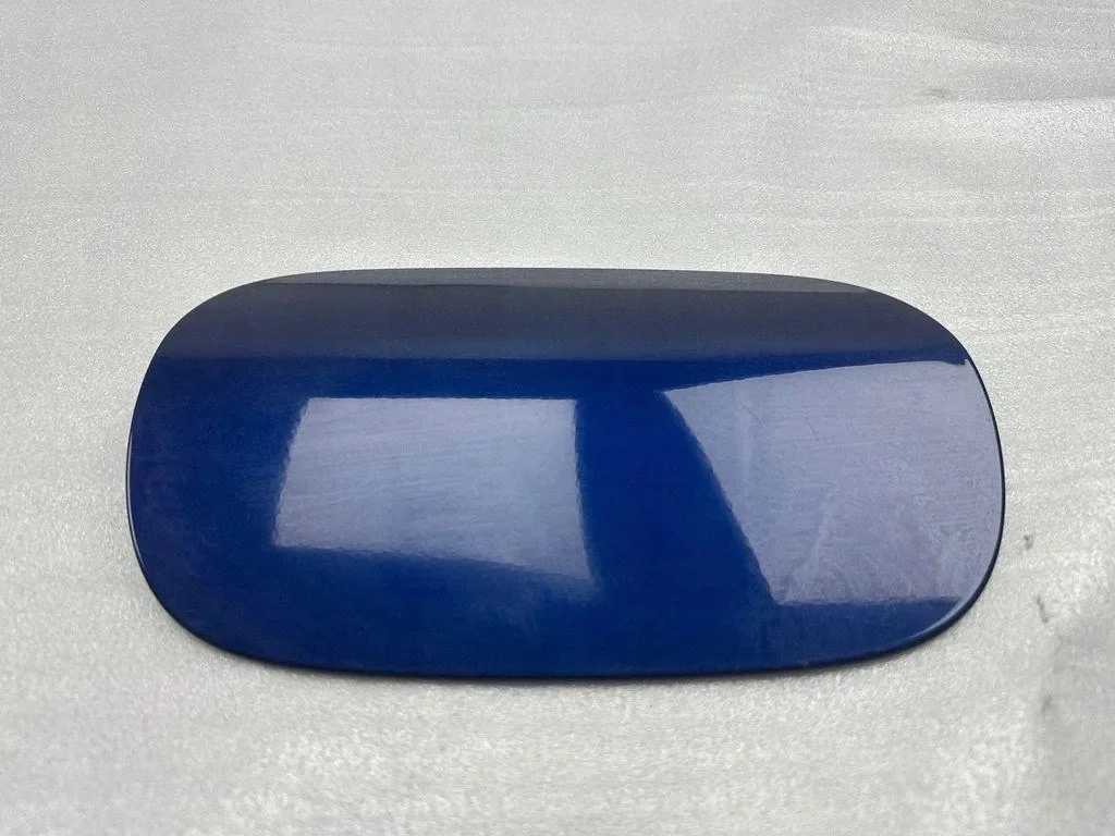 Polttoainesäiliön luukku Mercedes-Benz C W205