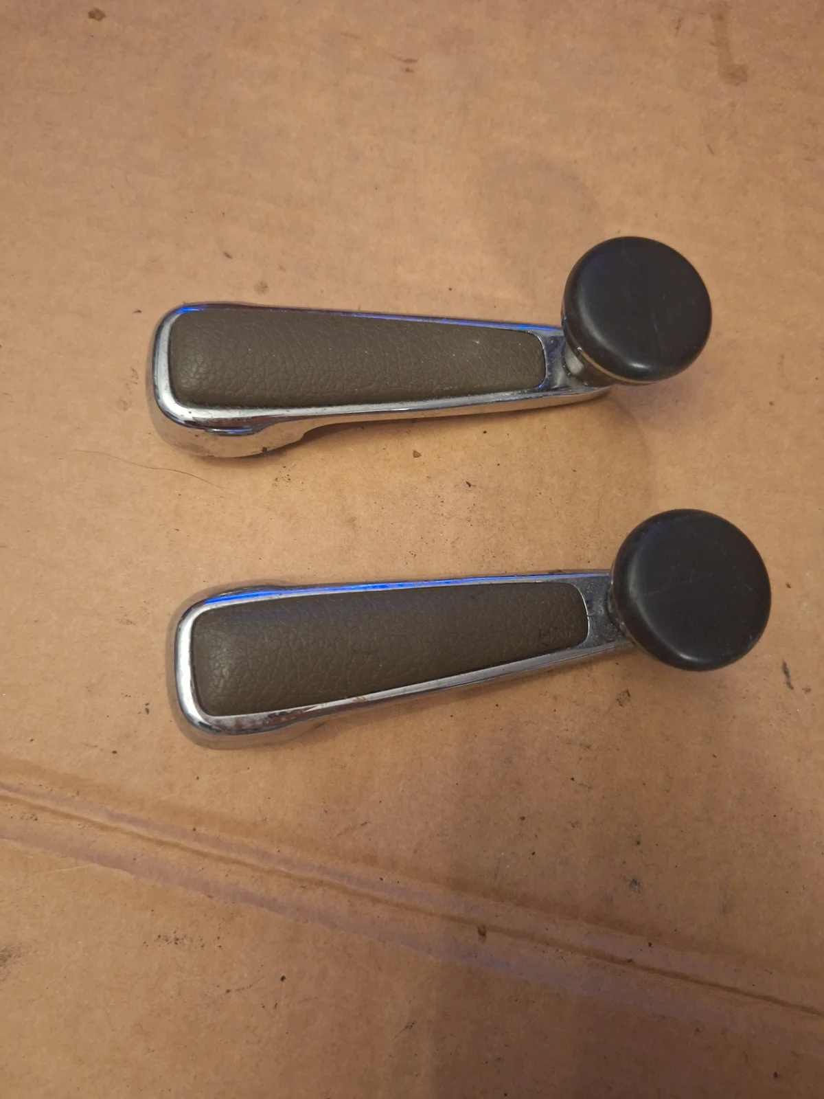 Fönstervevhandtag Mercedes W123 - OEM w123