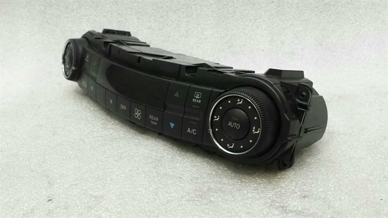 Climatizzatore Mercedes CLS W219 A2198300385 image 3