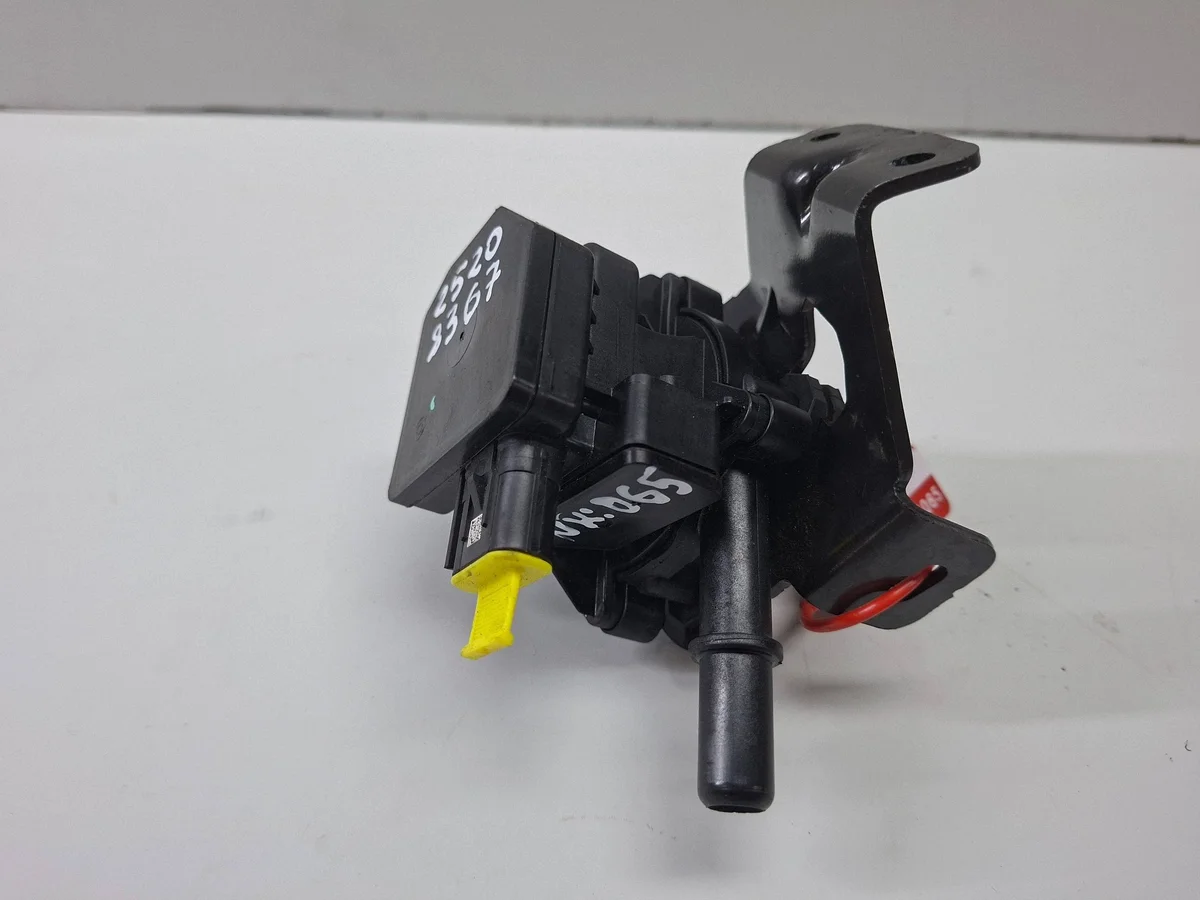 Fuel Tank Vent Valve Opel Astra K 1.2 Turbo