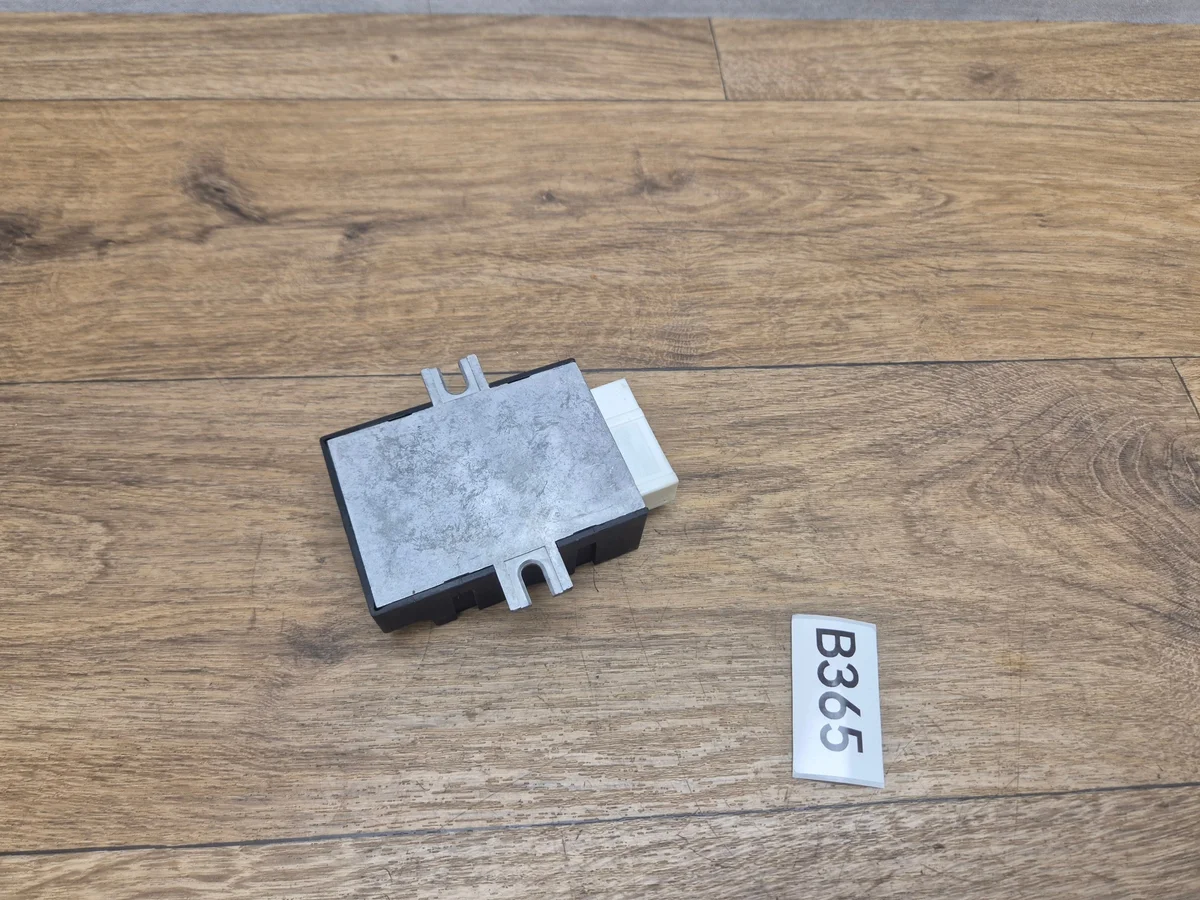 Module pompe carburant BMW 7358145 image 3