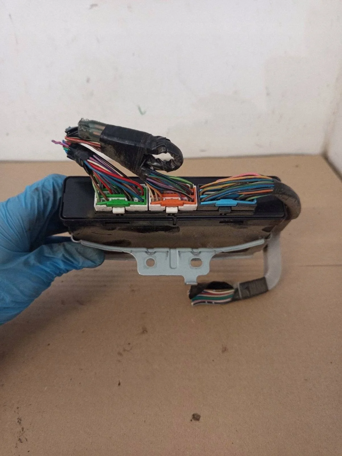 Módulo Subaru Legacy IV 2003-2009 88281AG370 image 3