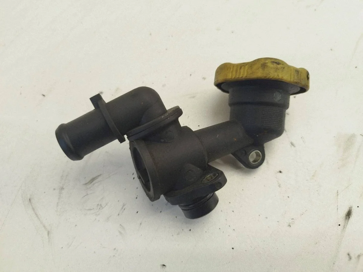 Bocal de Óleo Opel Corsa D 1.3 CDTI Usado