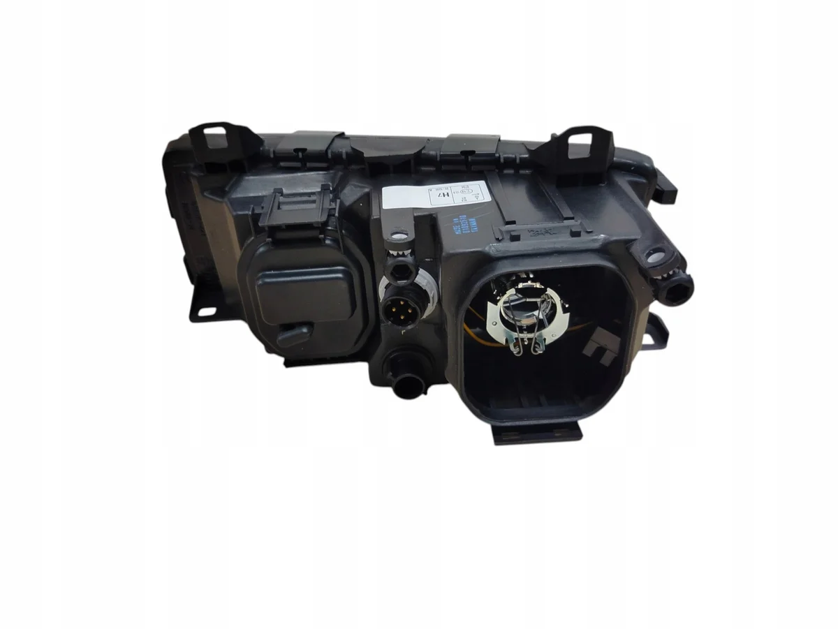 TYC Headlight Right 20-5293-08-2 image 5