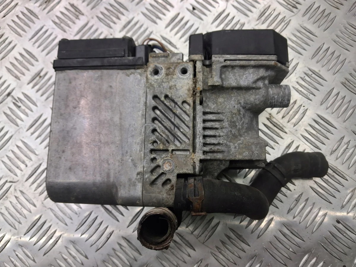 Webasto BMW 5 E60 E61 Usado OEM 9111338 image 3