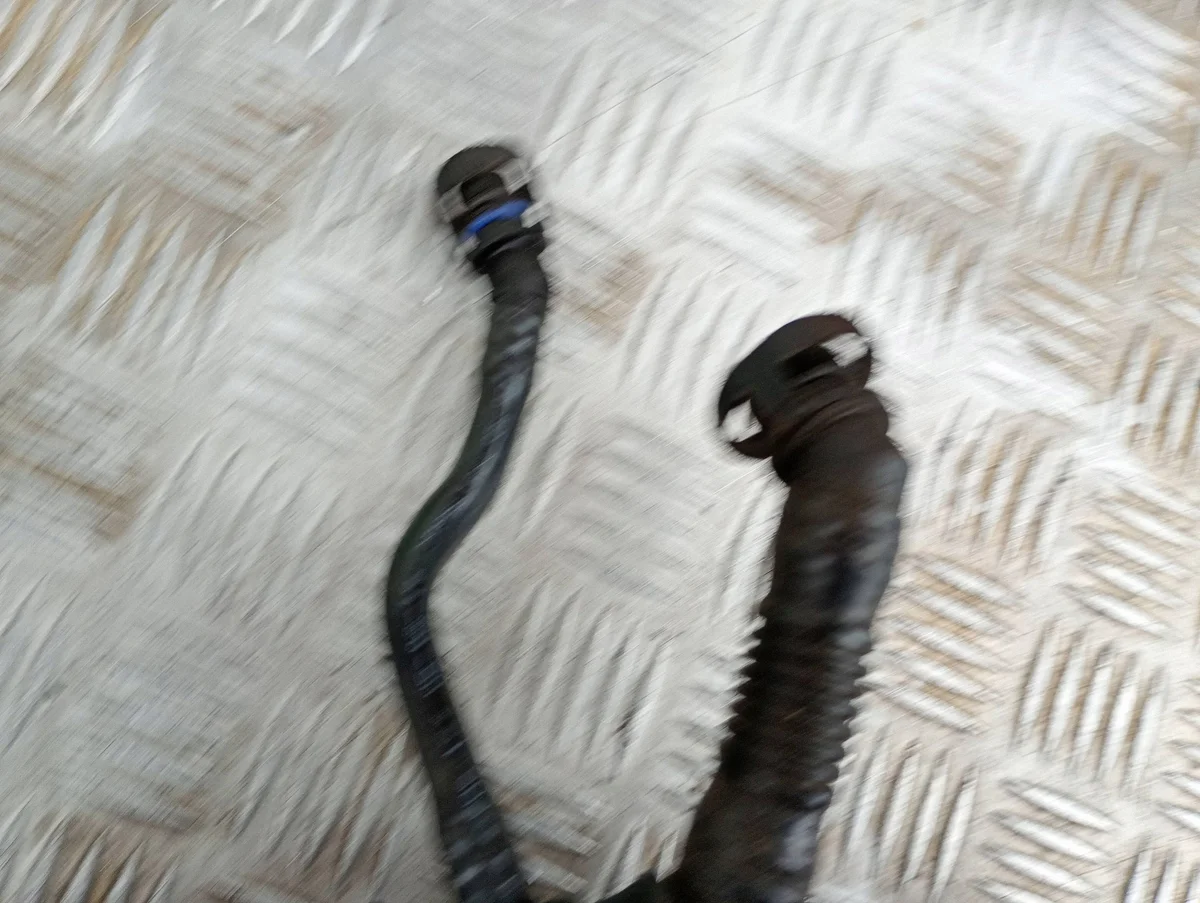 Volkswagen 03C103474J Crankcase Vent Hose image 3