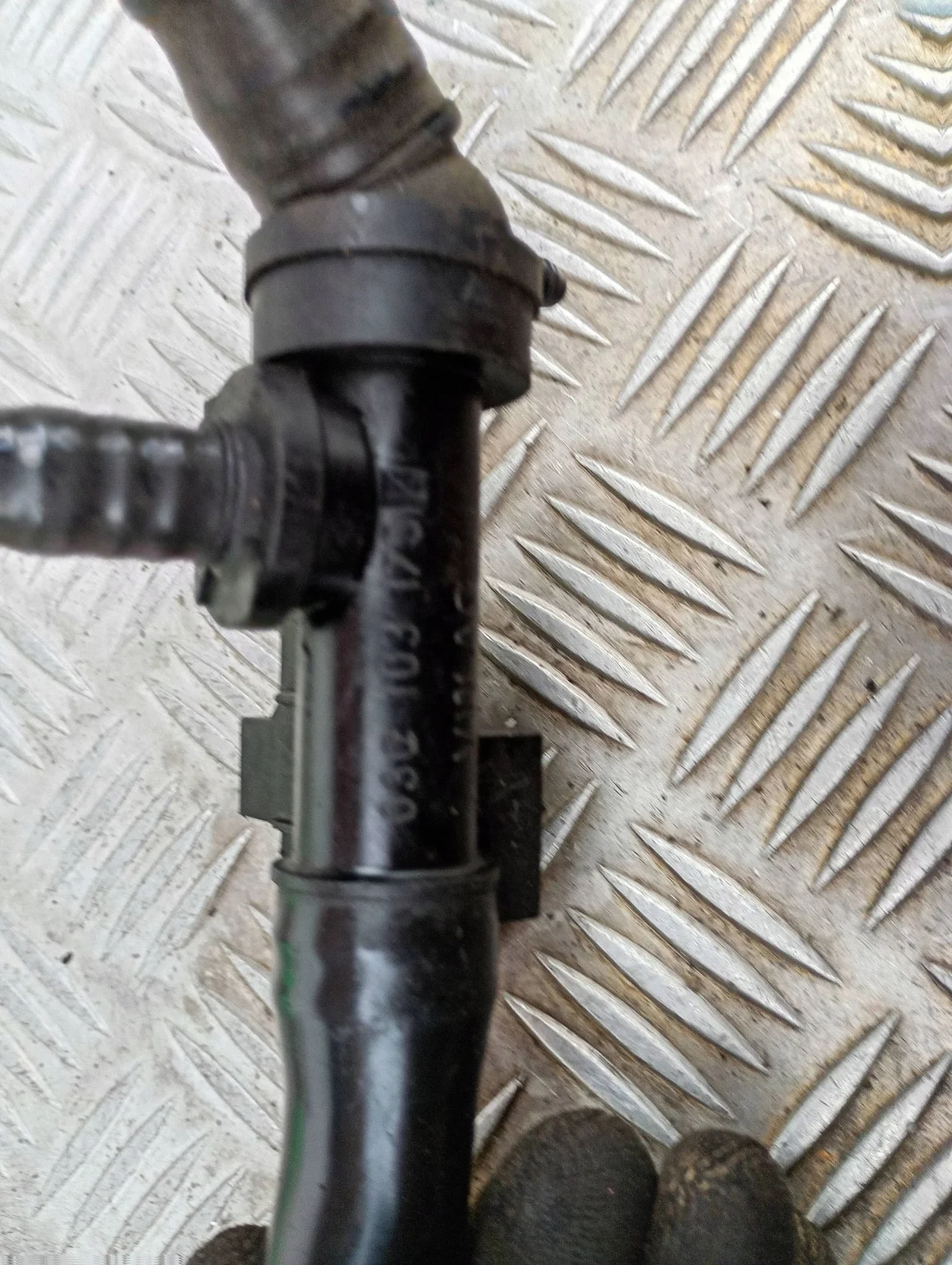 Volkswagen 03C103474J Crankcase Vent Hose image 7