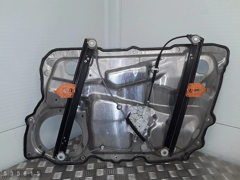 Audi A8 D3 lasinnostimen säätö 4E0837461B