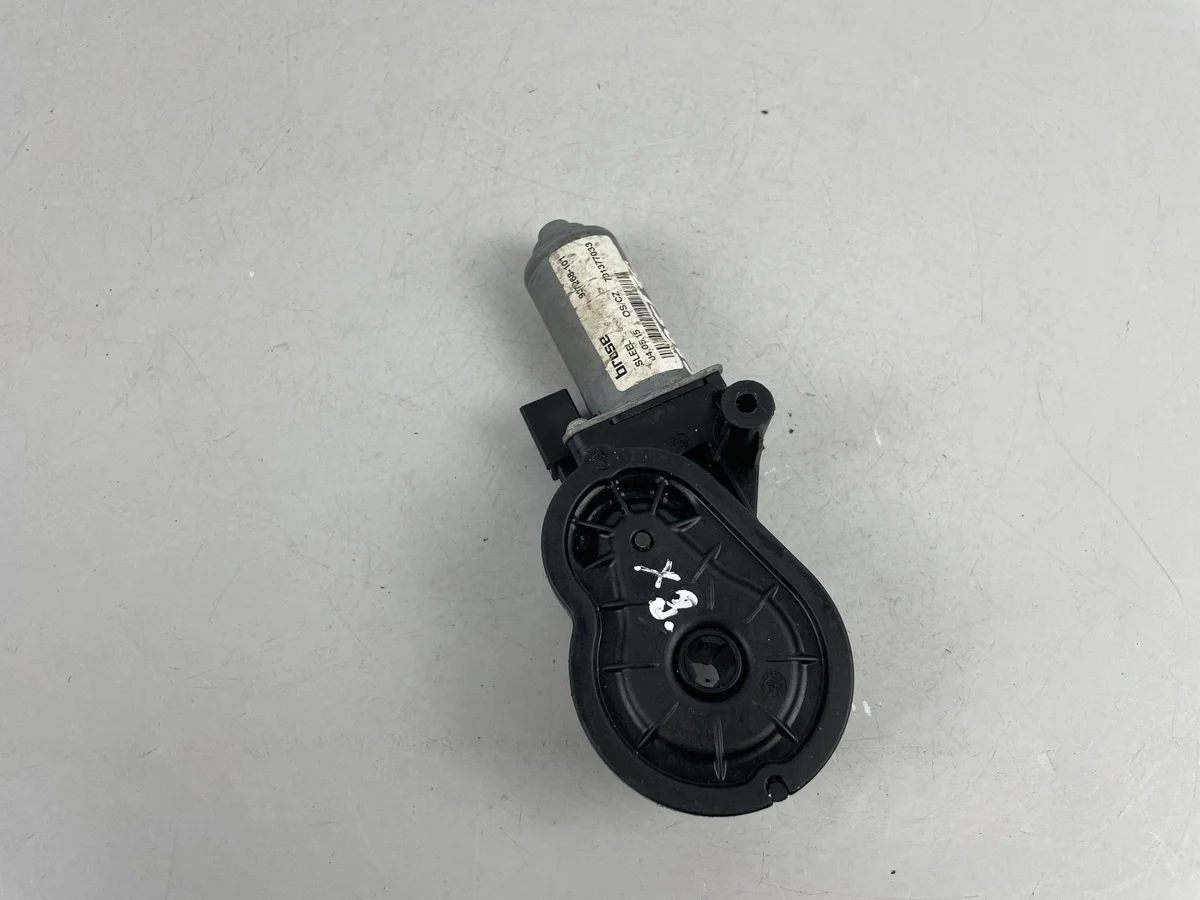 Moteur siège Mercedes-Benz C W205 937268 image 3