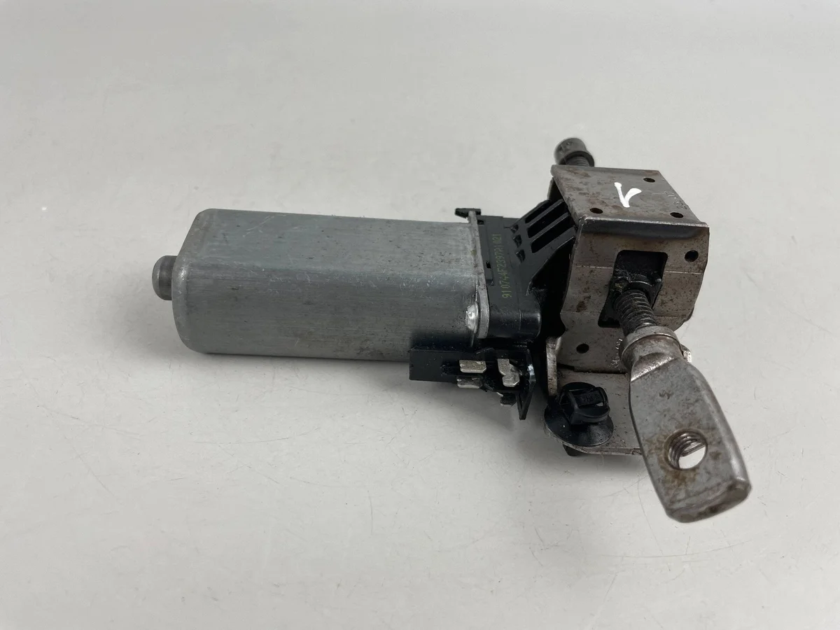 Audi A4 S4 B8 8K Istuinmoottori 974467100 image 6