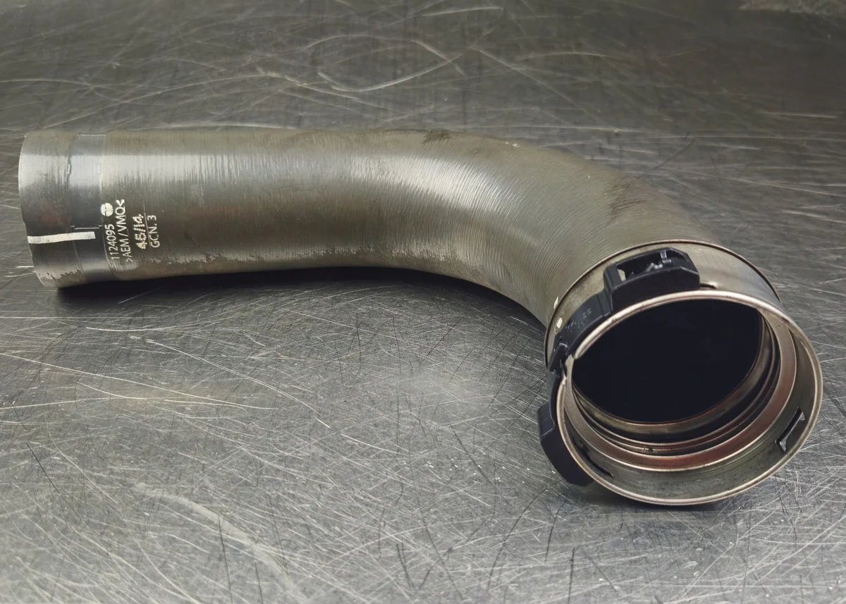 Intake Pipe Renault Master III 1124095 image 4