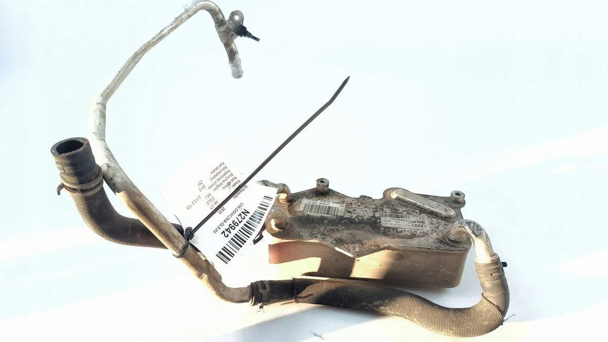 Radiador Aceite Audi A6 C7 2.0 TDI 4G0317021M image 2