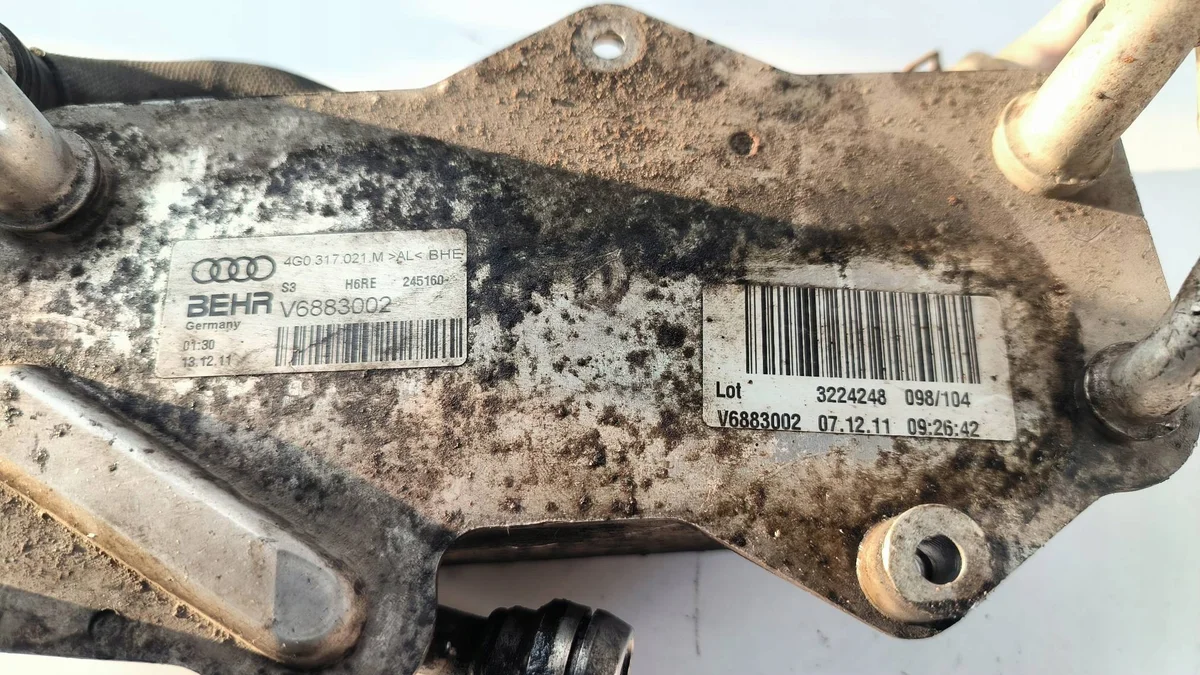 Radiador Aceite Audi A6 C7 2.0 TDI 4G0317021M image 3