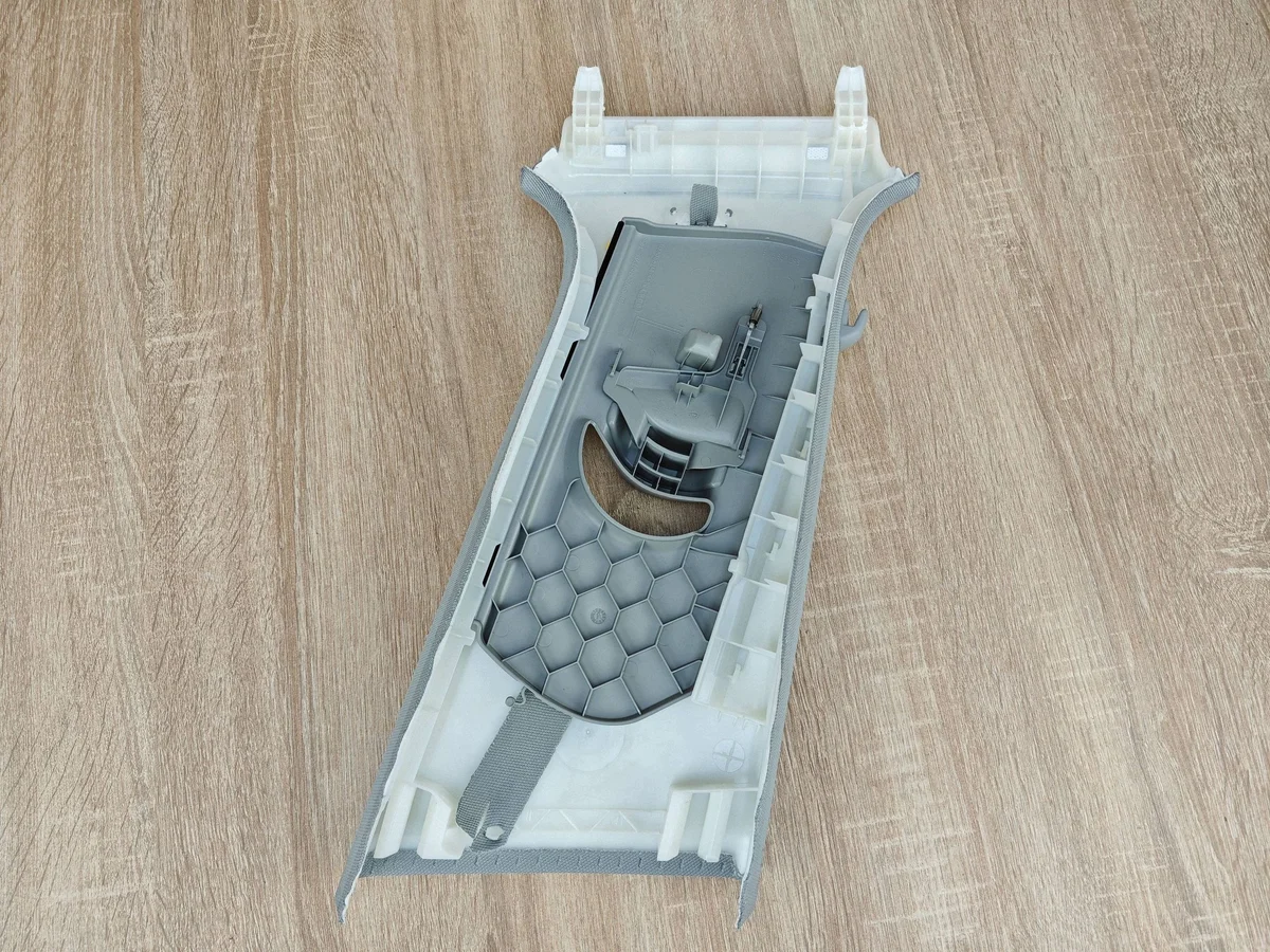 Audi A4 B9 8W Verkleidung B-Säule links 8W0867243C image 6