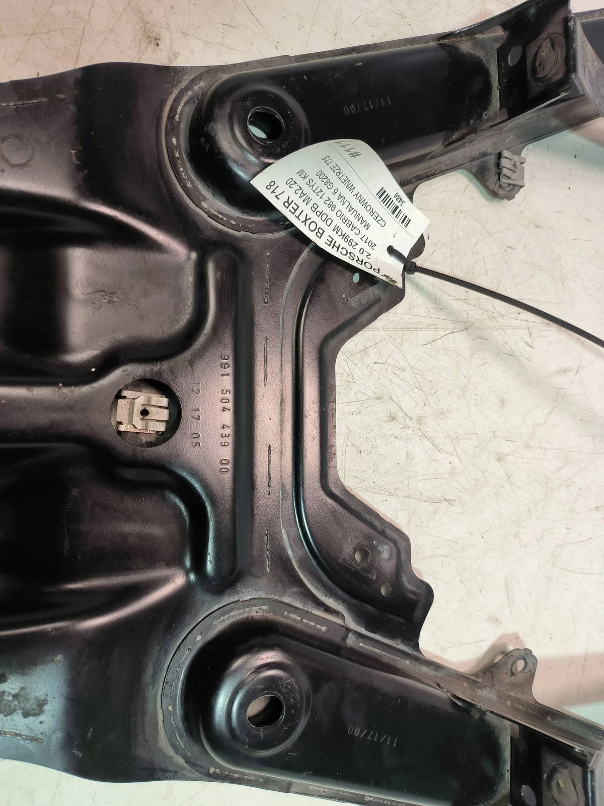 Porsche Boxster 982 2017 Suporte Tanque Combustível image 4