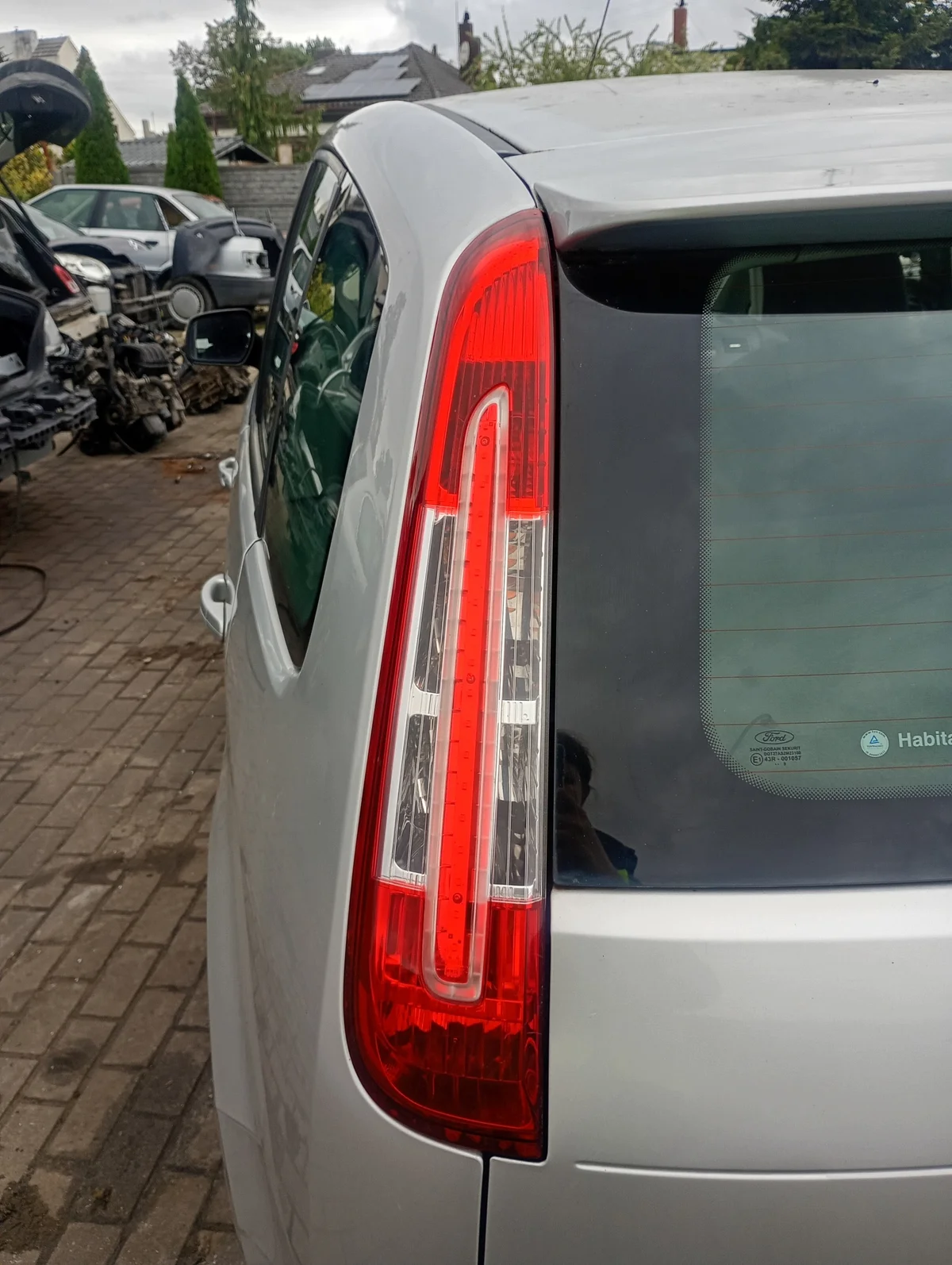 Rückleuchte links Ford C-MAX I FL 07-11 image 4