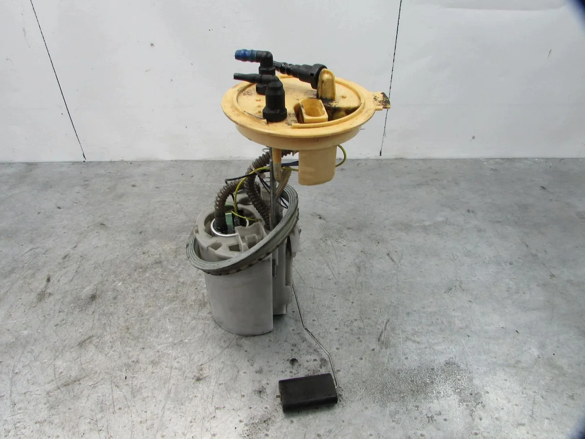 VOLKSWAGEN PASSAT B6 1.9 TDI Pompe carburant image 4