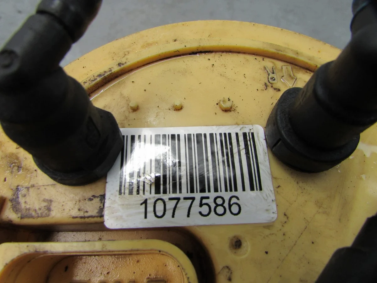 VOLKSWAGEN PASSAT B6 1.9 TDI Pompe carburant image 9