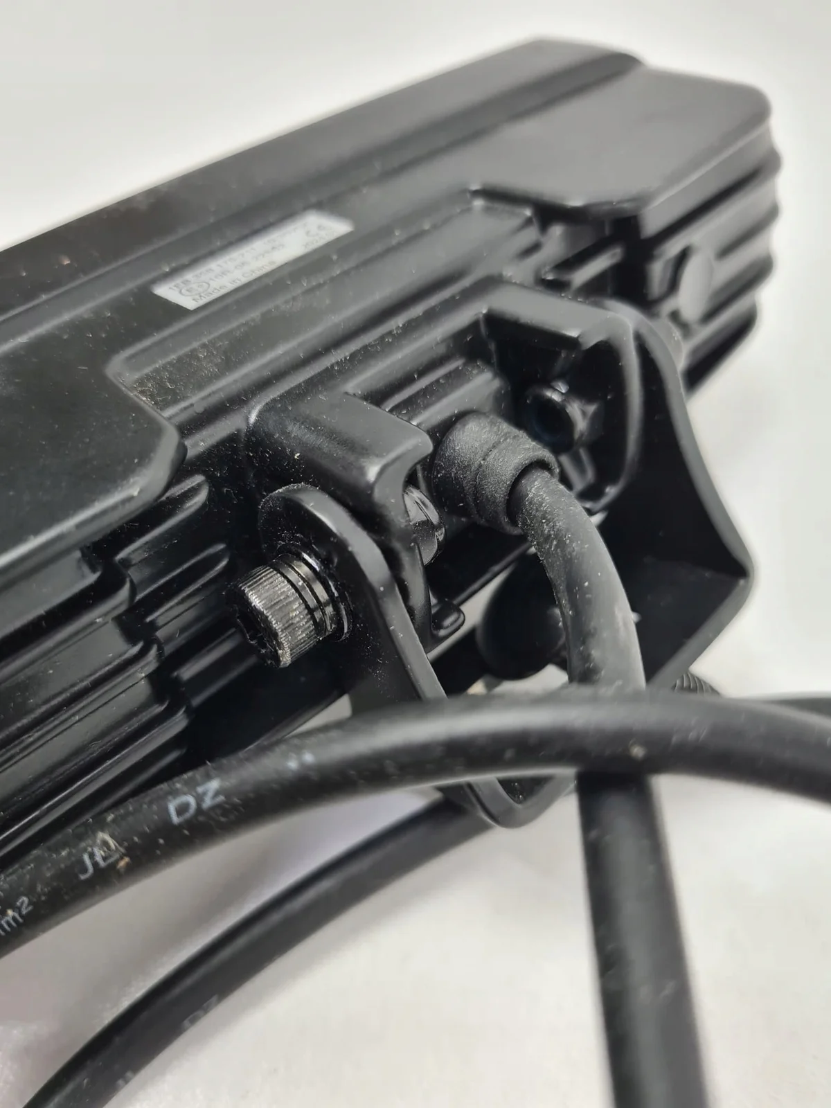 Reflettore Hella 1FB 358 176-211 Usato image 6