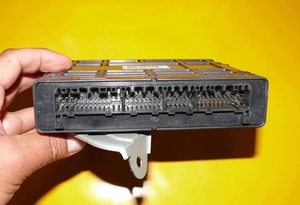 Mitsubishi Outlander Engine Immobilizer ECU JOK-131-K15 image 5
