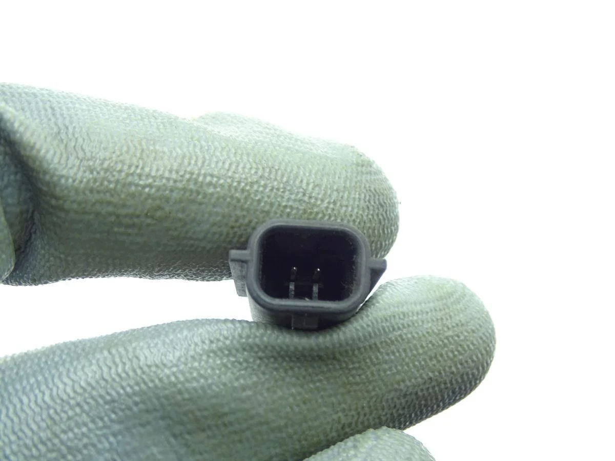 Nissan Qashqai J11 Bremsflüssigkeitsstand Sensor image 3