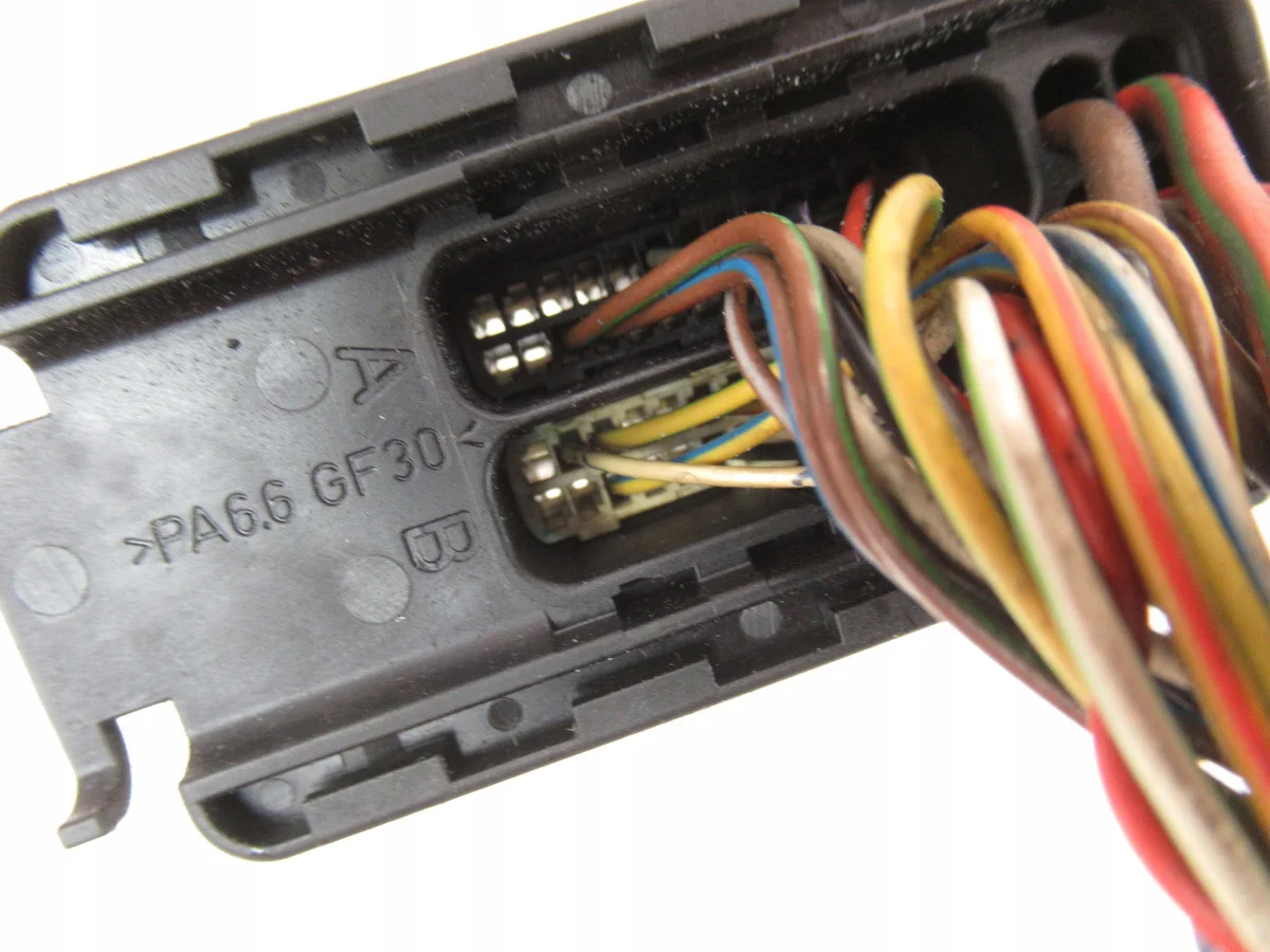 BMW N47 N57 Motorsteuergerät Stecker 27788125 image 5