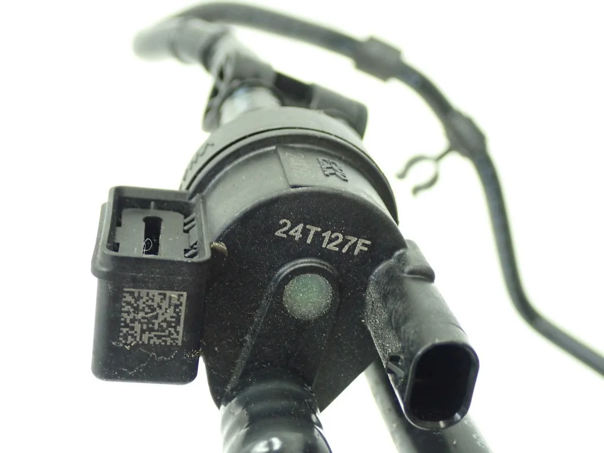 Válvula Sensor Combustible Skoda Superb IV 1.5 eTSI image 5