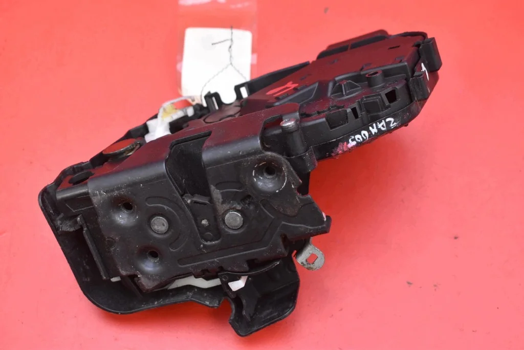 Ovien lukko Volvo S80 V70, vasen etu image 5