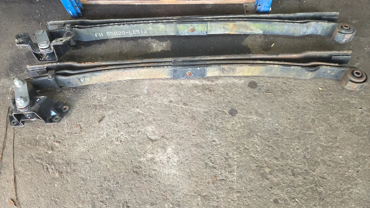 Rear Leaf Spring 3 Leaves Nissan Cabstar